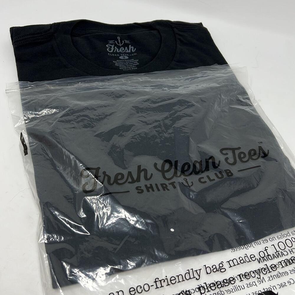 Fresh Clean Tees Black Crew Neck T-shirt Men's Small NEW